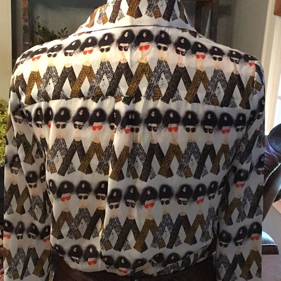 Alice+Olivia xDonald Robertson Willa Crazy printed Silk Blouse - Picture 4 of 7